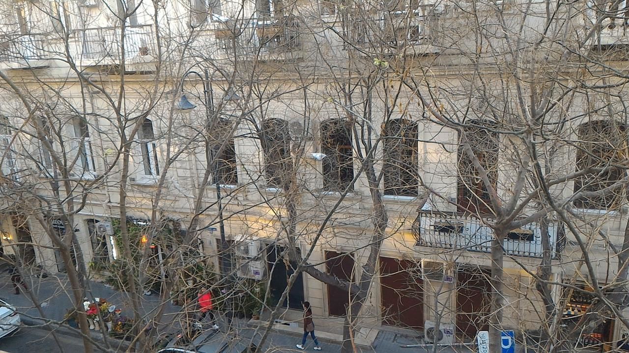 Апартаменты 9 Səməd Vurğun Баку